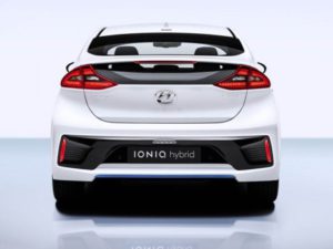hyundai_ioniq_2016-2017_008-466x350